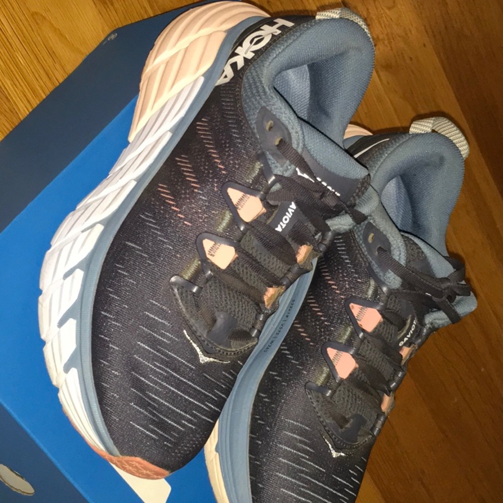 Women’s HOKA Gaviota 3 Sz 7B